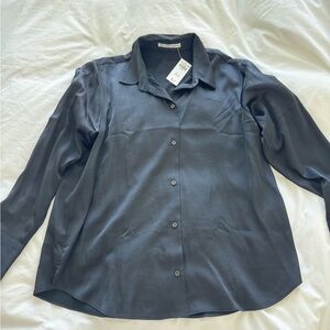 Abercrombie & Fitch Charcoal Gray Button-Down Shirt